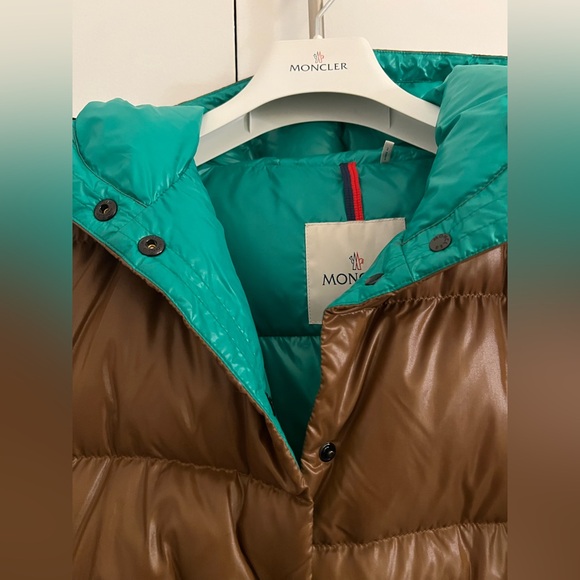 Moncler Cropped Bardanette Jacket - Picture 7 of 10